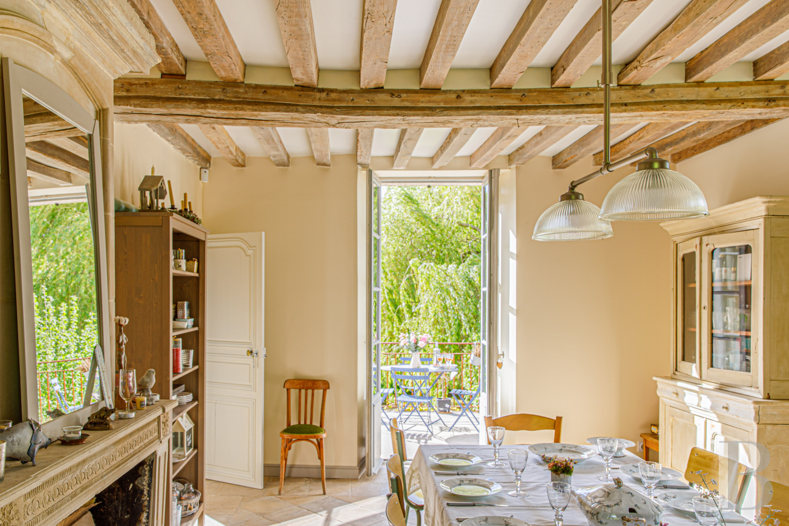 En Normandie, à Falaise, une maison des 17e et 18e siècles au cœur d’un quartier historique - photo  n°40